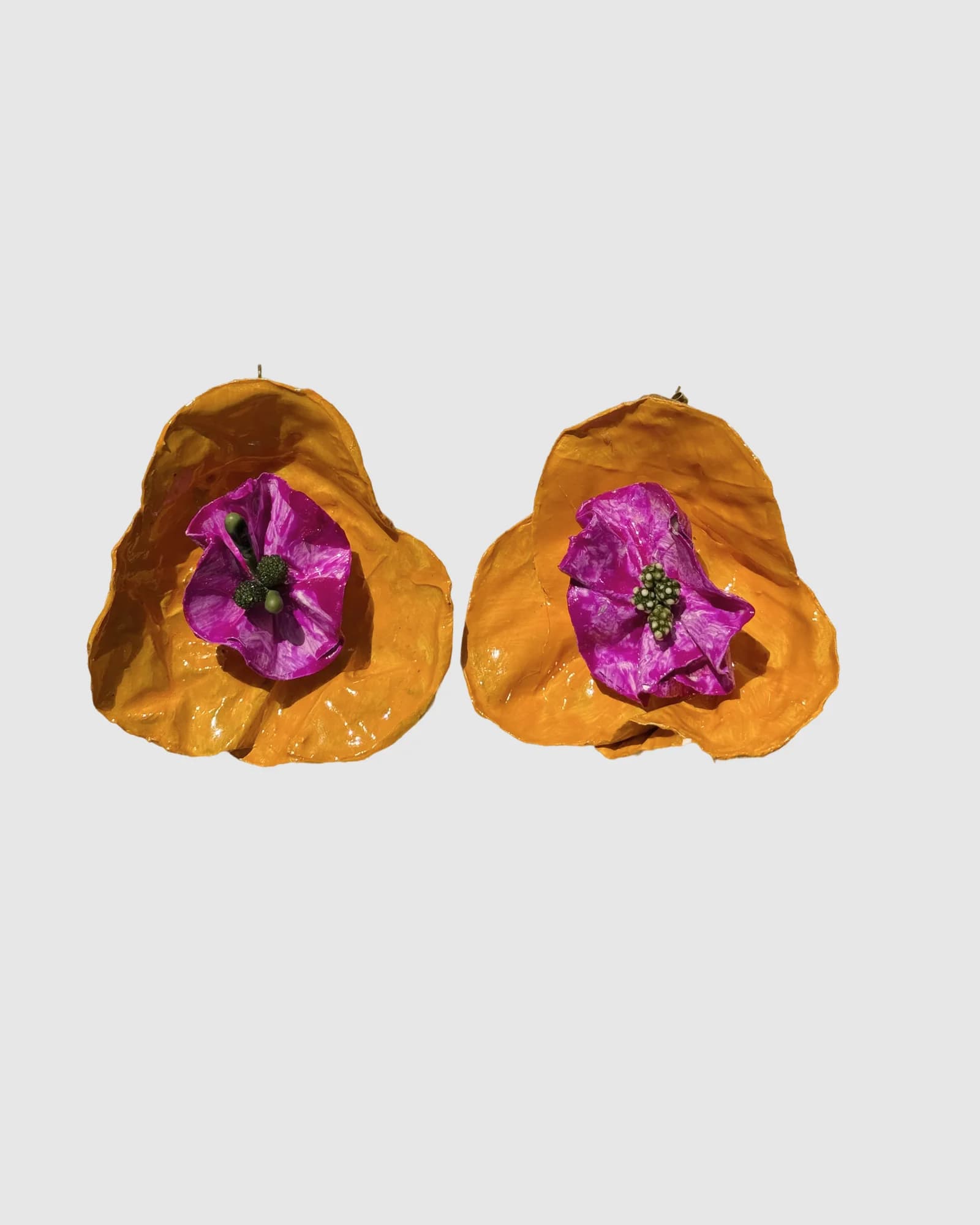 Earring No. 06