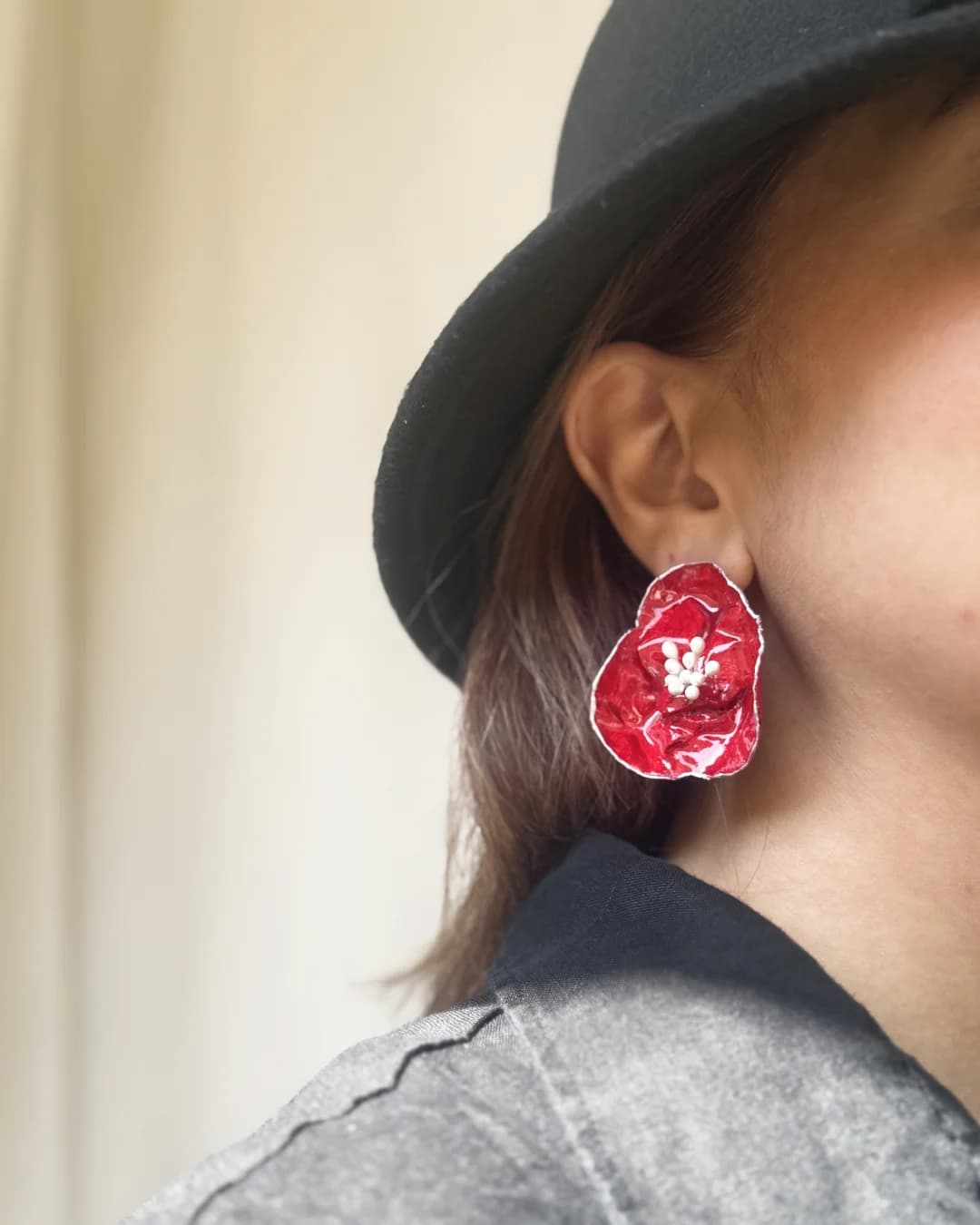 Earring No. 14 — view 3